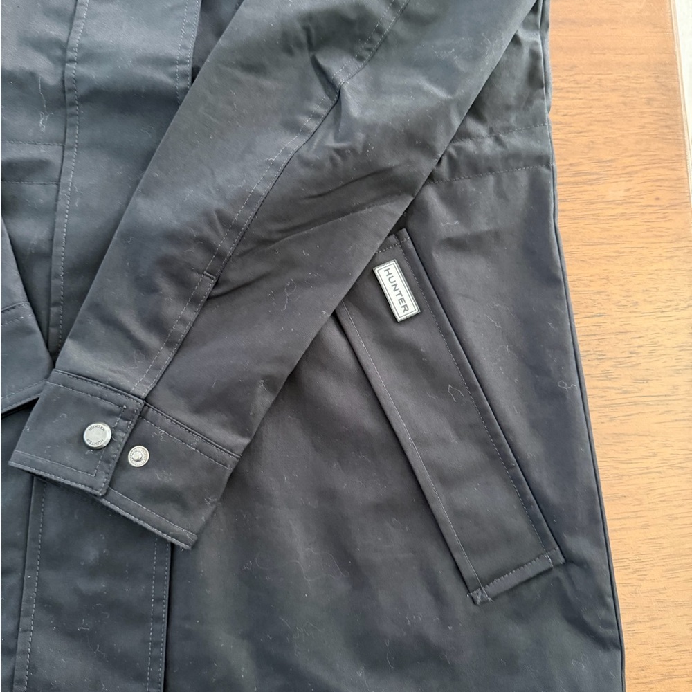 Hunter Black Water-Resistant Jacket - Picture 2 of 7
